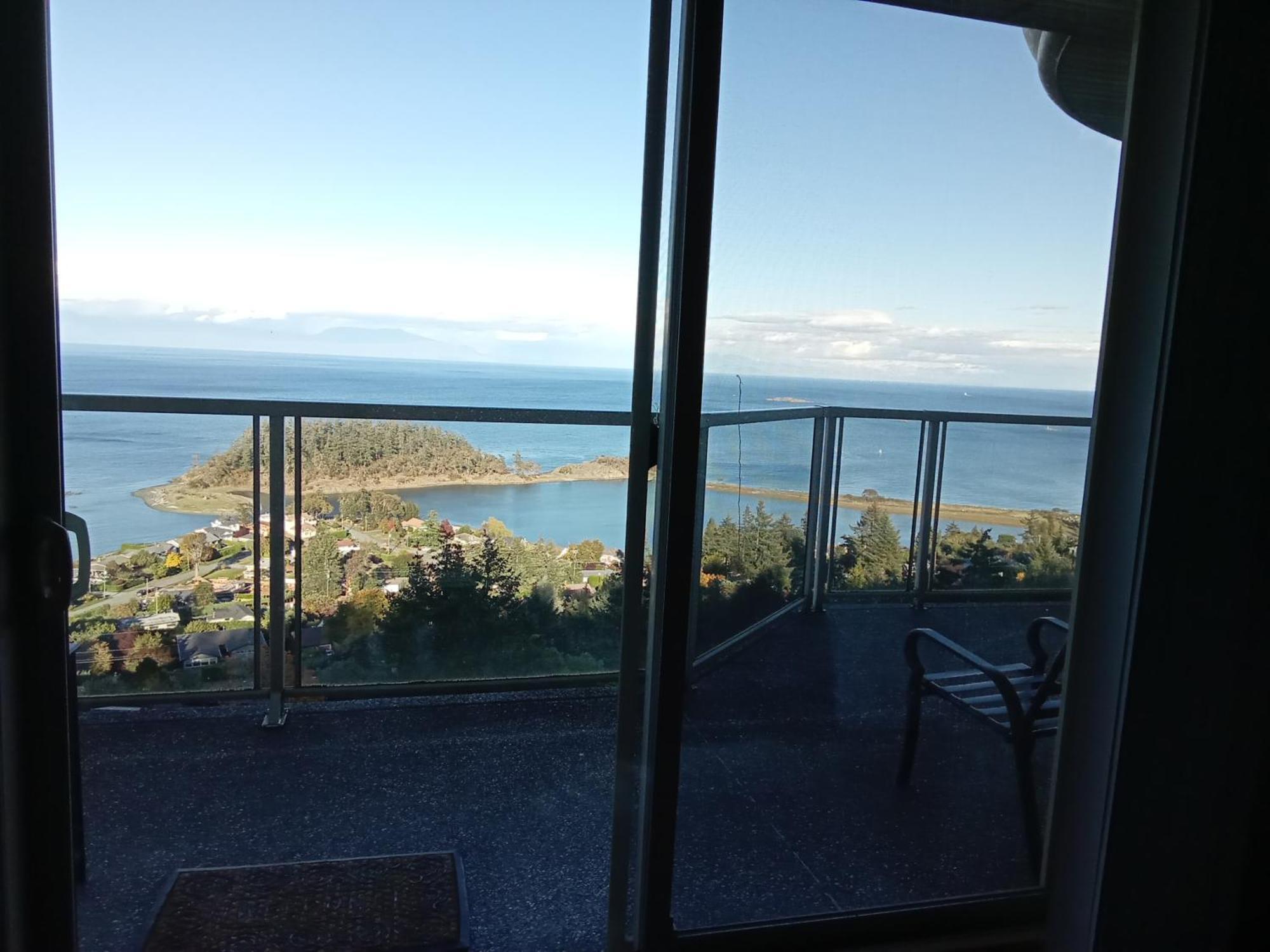 Gibralter Rock Ocean View B&B Homestay *
