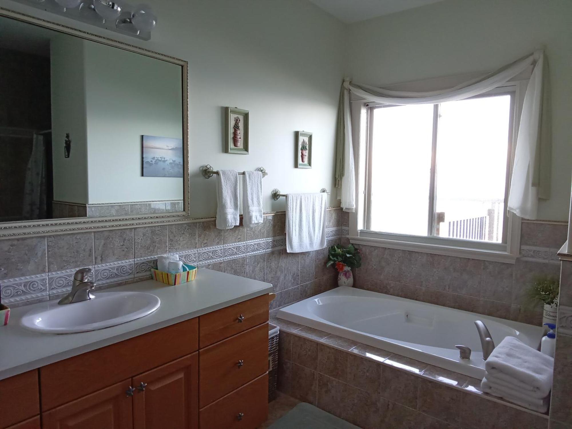 Homestay Gibralter Rock Ocean View B&B *