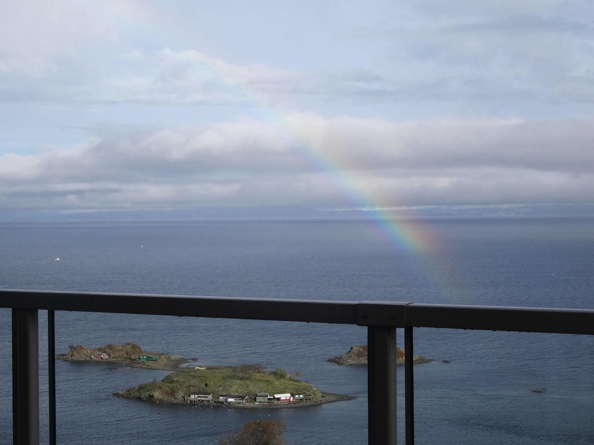 Gibralter Rock Ocean View B&B Homestay *